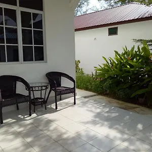 Гостевой дом Nas Villaria Langkawi, Пантай-Сенанг